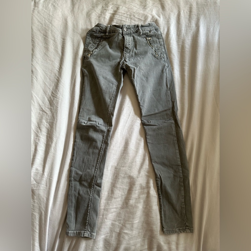 Women's Gray Jeans